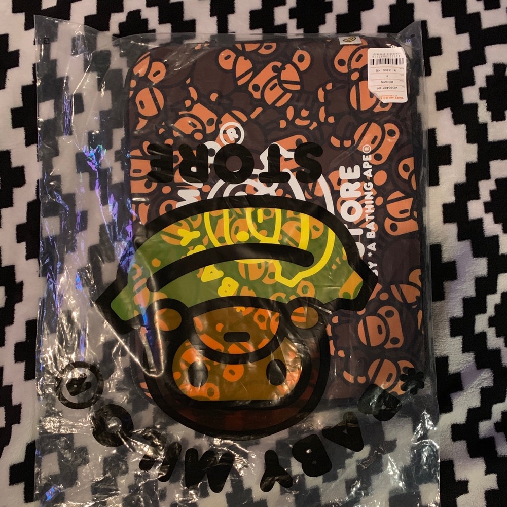 B.A.P.E BABY MILO LAPTOP CASE